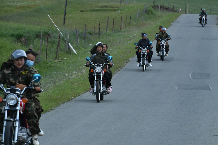 【顯影中國】生態(tài)管護(hù)&ldquo;娘子軍&rdquo; 這群小姐姐真颯！